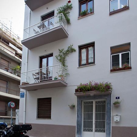 Exarcheia House Hotel Athens Ngoại thất bức ảnh