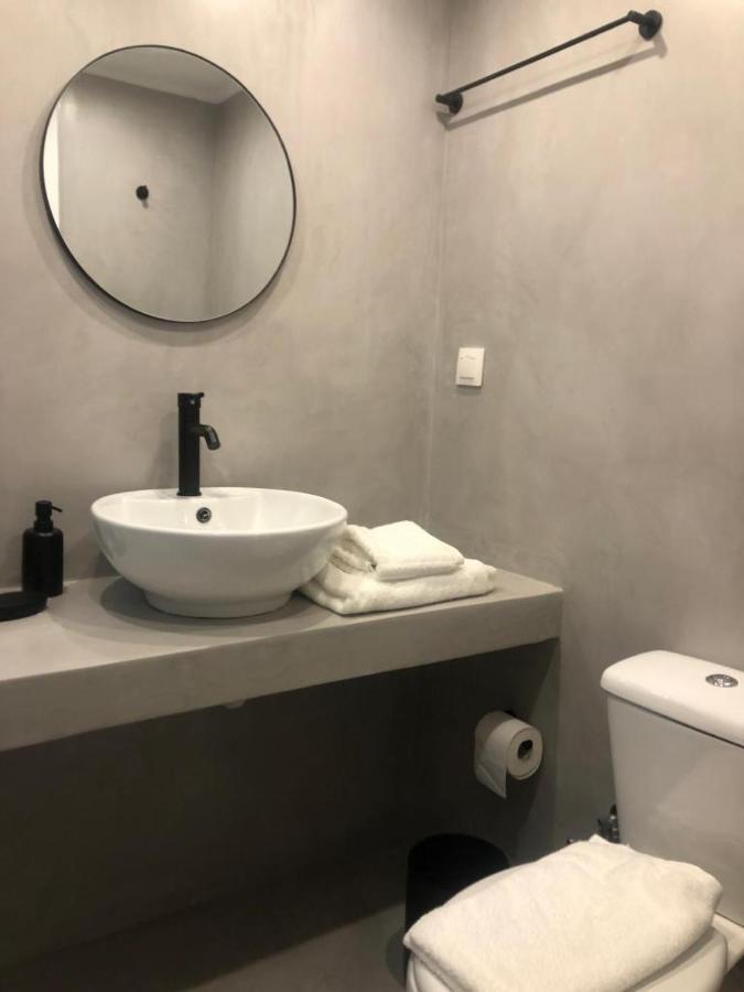 Exarcheia House Hotel Athens Ngoại thất bức ảnh
