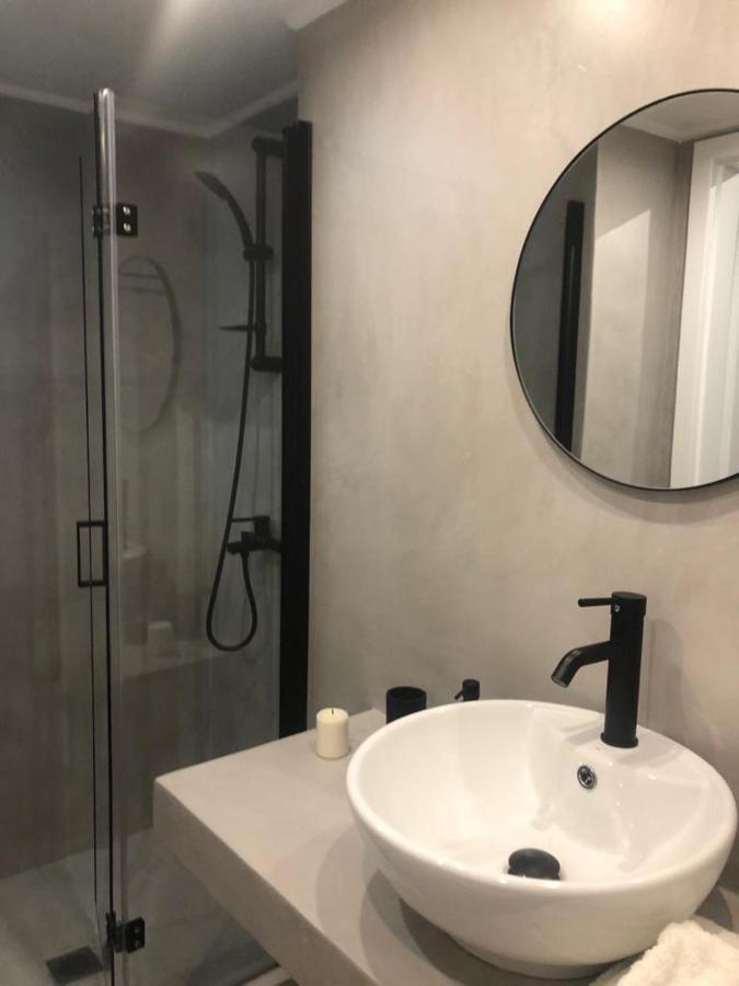 Exarcheia House Hotel Athens Ngoại thất bức ảnh