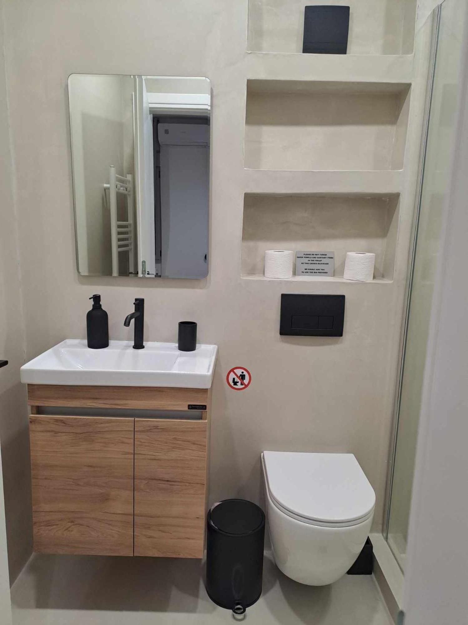 Exarcheia House Hotel Athens Ngoại thất bức ảnh
